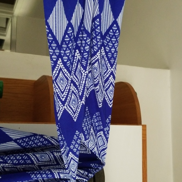 Blouse - Picture 2 of 3